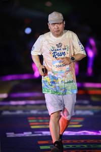 BIB: 
                            <button type="button" onclick="openModal(25219823)" class="btn btn-primary btn-sm float-right btn-popup" data-toggle="modal" data-target=".modal-high-quality">
                        <i class="fas fa-shopping-cart"></i> Add to Cart
                    </button>
                                            <button type="button" onclick="isThisMe(25219823, true)" class="btn btn-success btn-sm float-right btn-popup btn-isme hidden" data-toggle="tooltip" data-placement="bottom" title="นี่คือรูปของคุณใช่ไหม คลิกที่นี่เพื่อเอาเข้าอัลบั้ม">
                        <i class="fas fa-plus"></i> Add to album
                    </button>
                    <button type="button" onclick="isThisMe(25219823, false)" class="btn btn-warning btn-sm float-right btn-popup btn-isnotme hidden">
                        <i class="fas fa-ban"></i> Remove from album
                    </button>